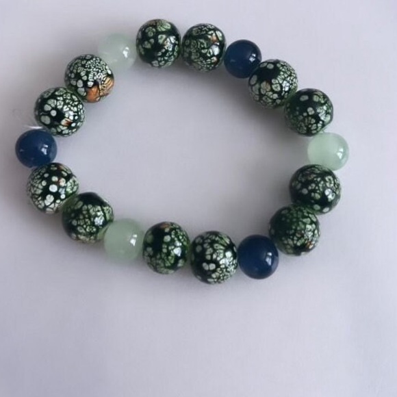 Green Bracelet - Picture 3 of 4